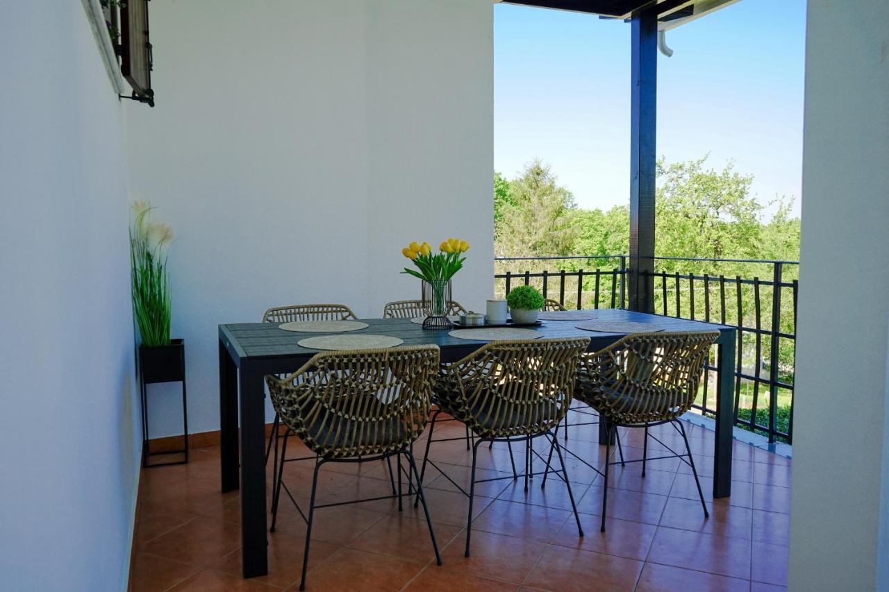 הוילה Sveti Petar u Sumi Leon With Private Pool מראה חיצוני תמונה